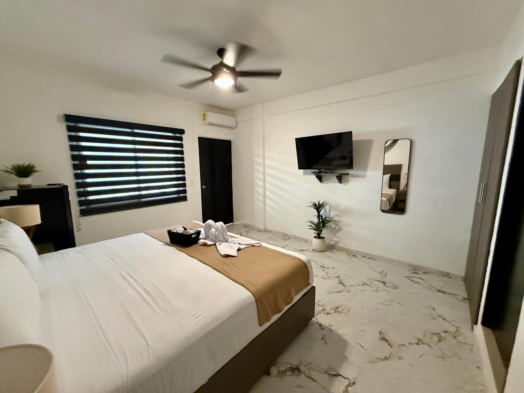 Hotel Casa Tortuga 5Th Ave Playa del Carmen Exterior foto